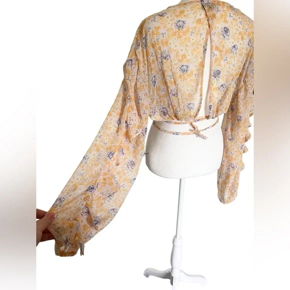 Marjorelle Gwen Top in Meadow - Picture 6 of 11